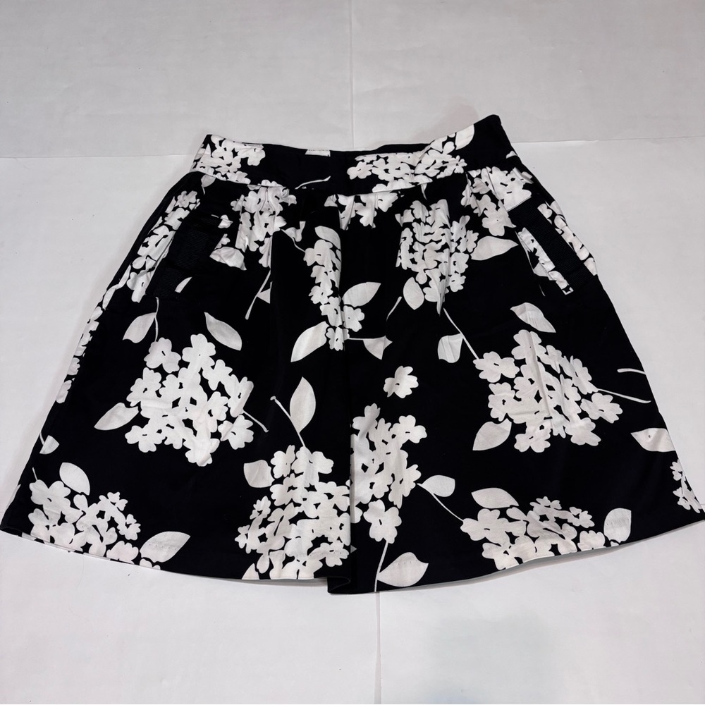 ❤️Cato Black and White Floral Mini Skirt - Picture 1 of 8